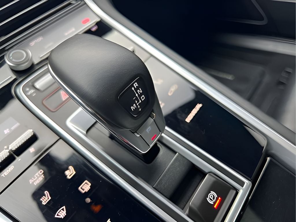 2023 Porsche Panamera 4
