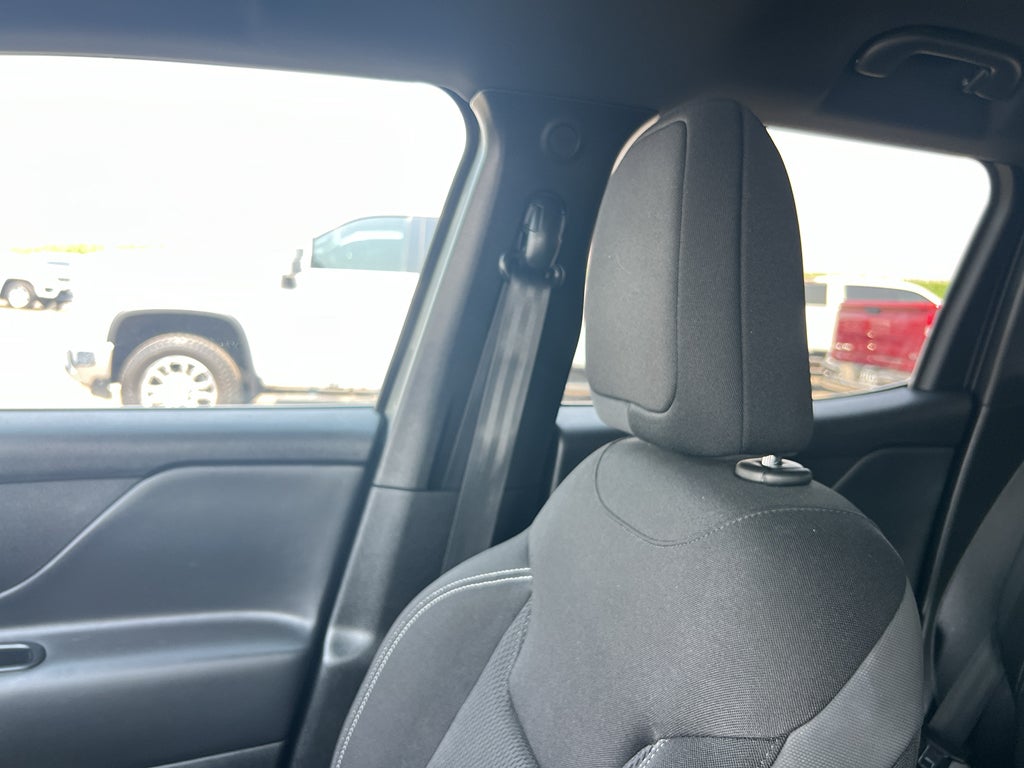 2022 Jeep Renegade Altitude 4x4