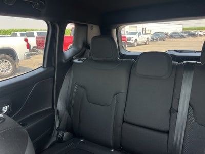 2022 Jeep Renegade Altitude 4x4