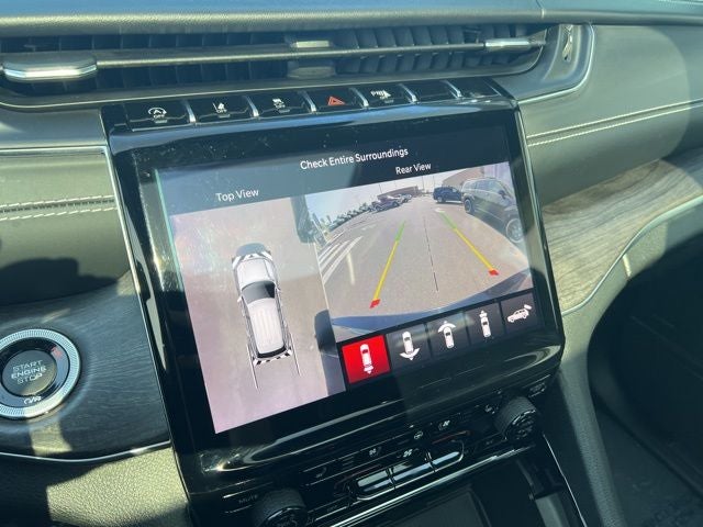 2023 Jeep Grand Cherokee Overland