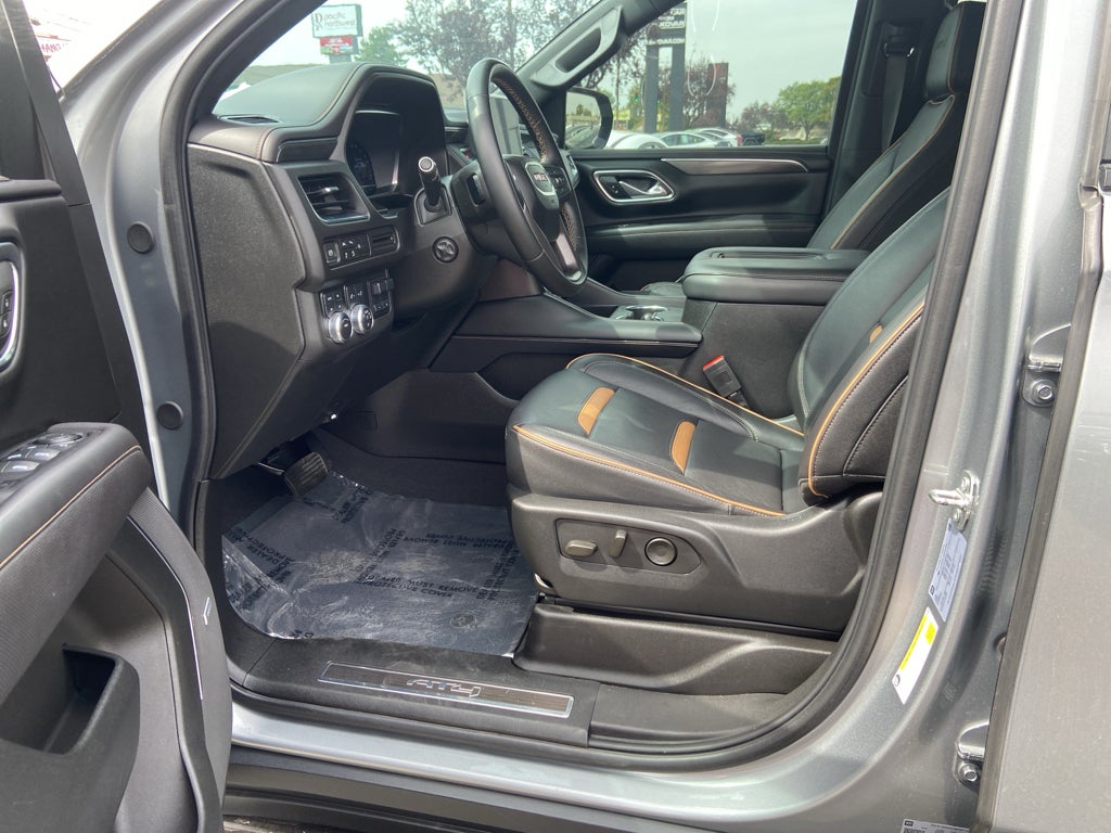 2024 GMC Yukon XL AT4