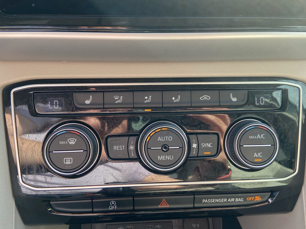 2022 Volkswagen Atlas 2.0T SE w/Technology
