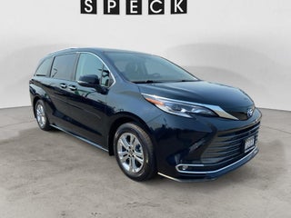 2023 Toyota Sienna Platinum