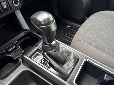 2017 Toyota Tacoma SR5 V6