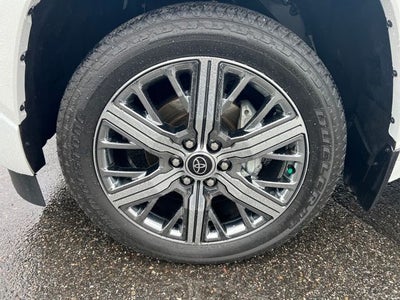 2024 Toyota Sequoia SR5