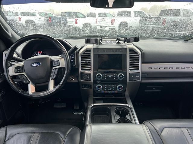 2017 Ford F-350SD Lariat DRW