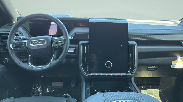 2025 GMC Yukon AT4