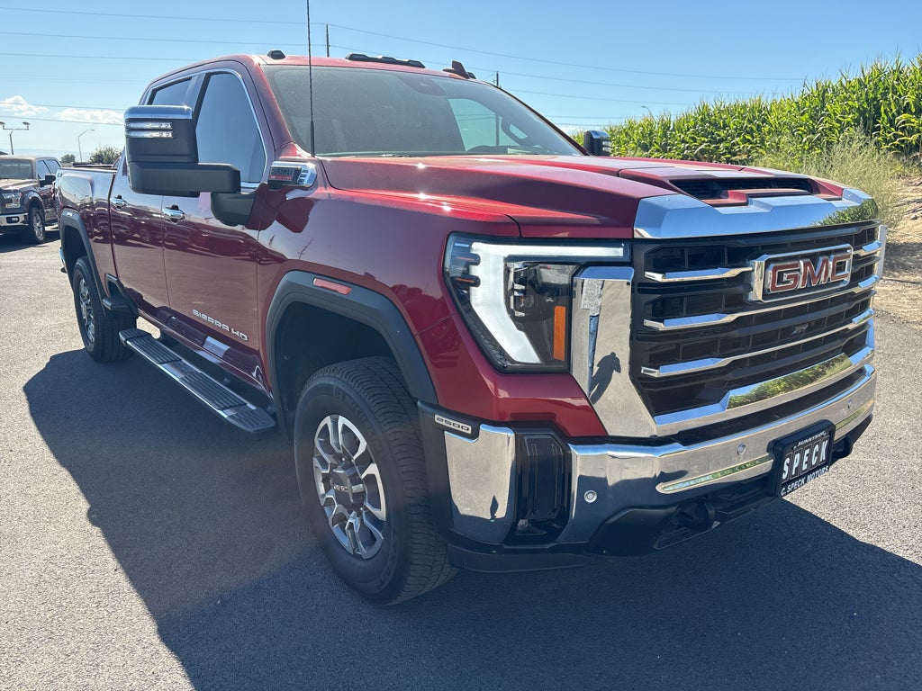 2024 GMC Sierra SLT