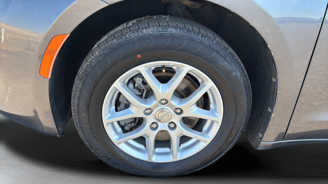 2020 Chrysler Voyager LXI