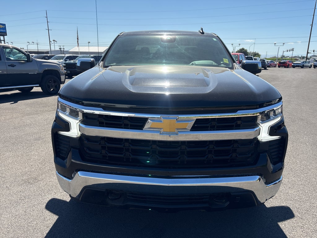 2023 Chevrolet Silverado LT