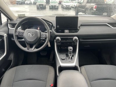 2023 Toyota RAV4 Hybrid LE