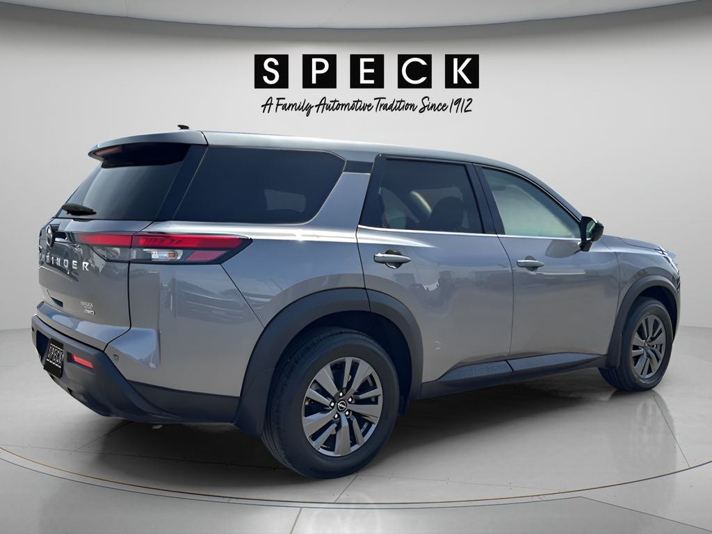2024 Nissan Pathfinder S