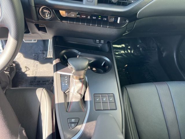 2024 Lexus UX 250h F SPORT Design