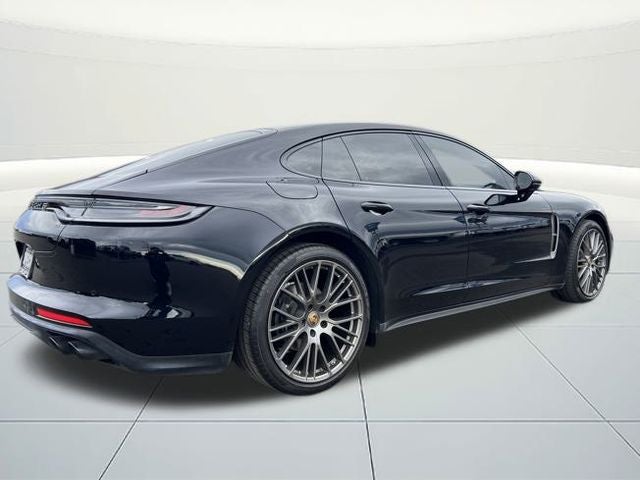 2023 Porsche Panamera 4 Platinum Edition