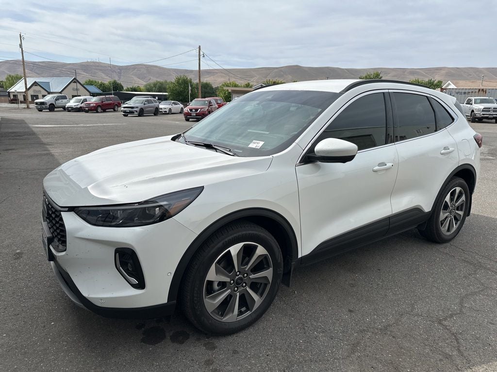 2023 Ford Escape Platinum