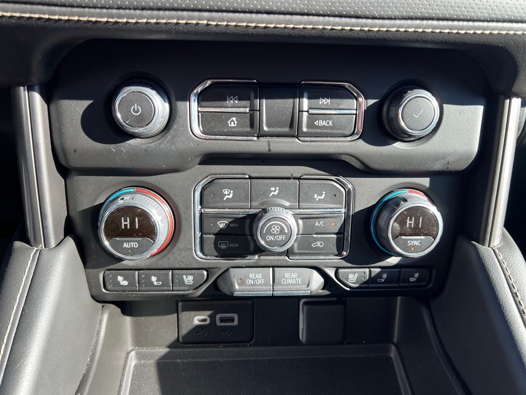 2023 Chevrolet Suburban Premier